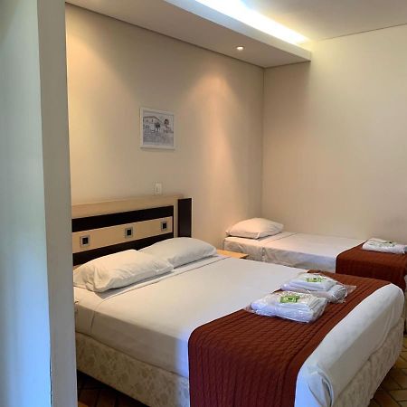 Hotel Tropeiro Da Lapa Lapa  المظهر الخارجي الصورة