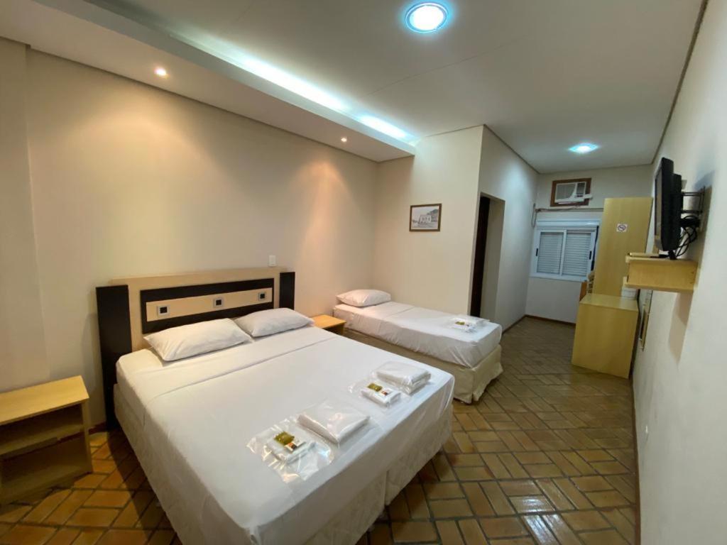 Hotel Tropeiro Da Lapa Lapa  المظهر الخارجي الصورة
