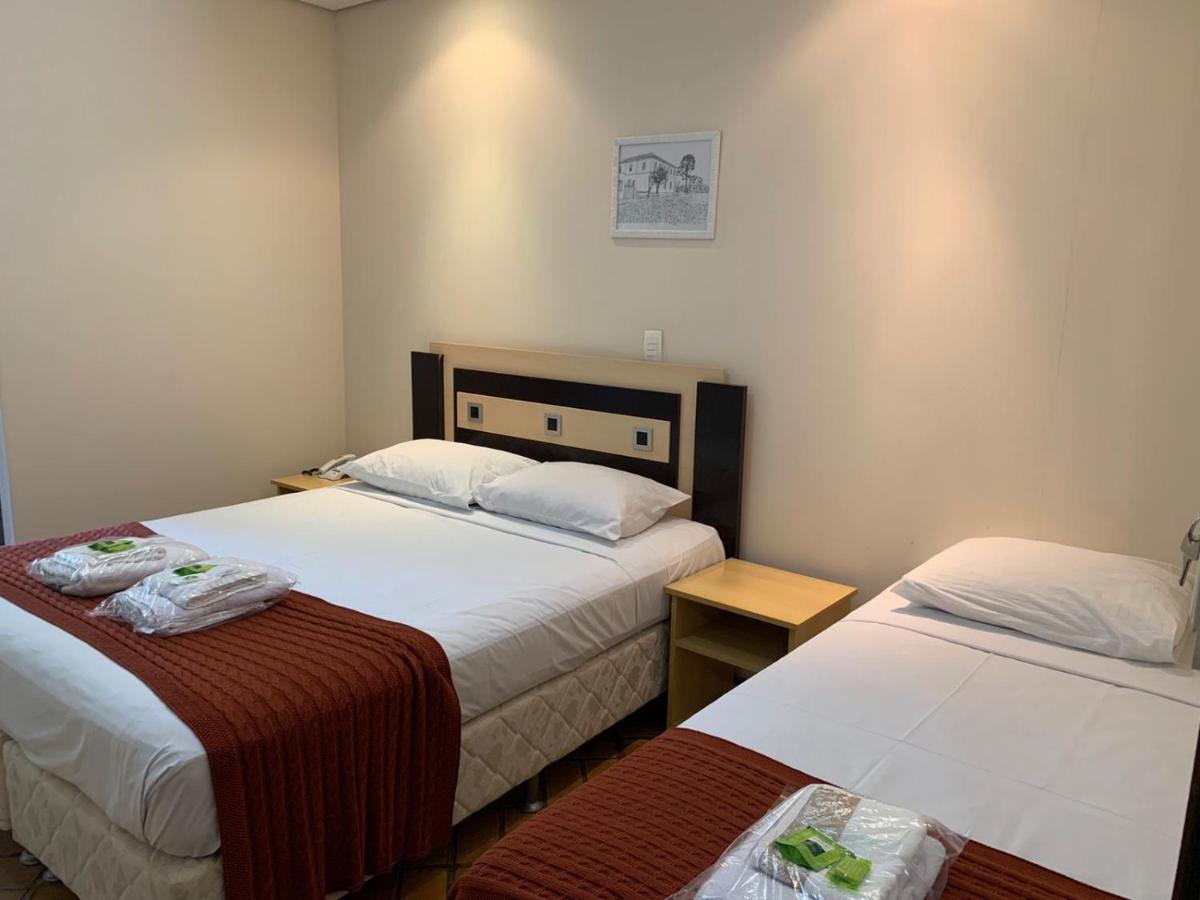Hotel Tropeiro Da Lapa Lapa  المظهر الخارجي الصورة